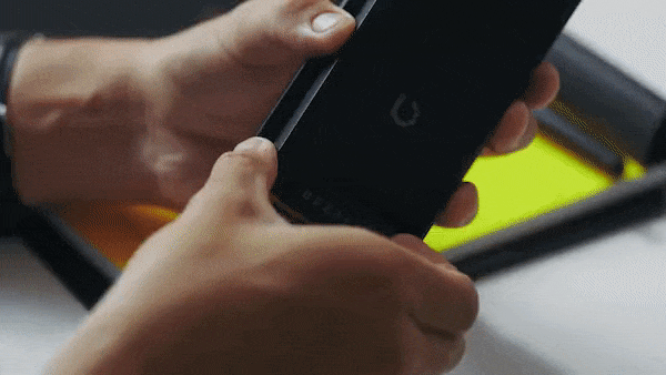 BEZALEL Prelude X 双方向ワイヤレス充電 ワイヤレスアダプター モバイルバッテリー 2台同時充電